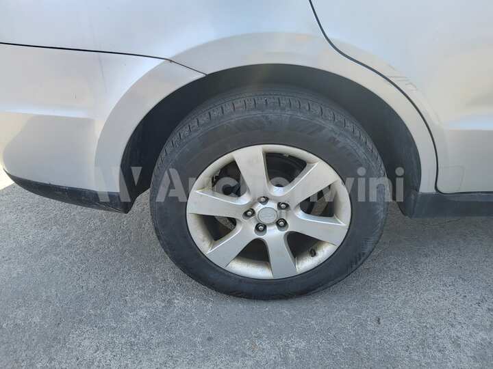 Hyundai SantaFe 2010 — 17
