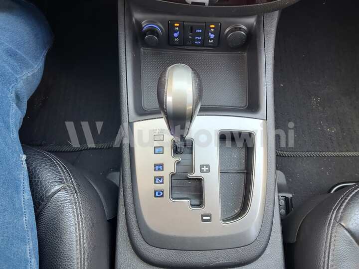 Hyundai SantaFe 2010 — 40