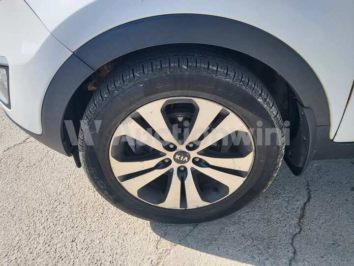 Kia Sportage 2013 — 12