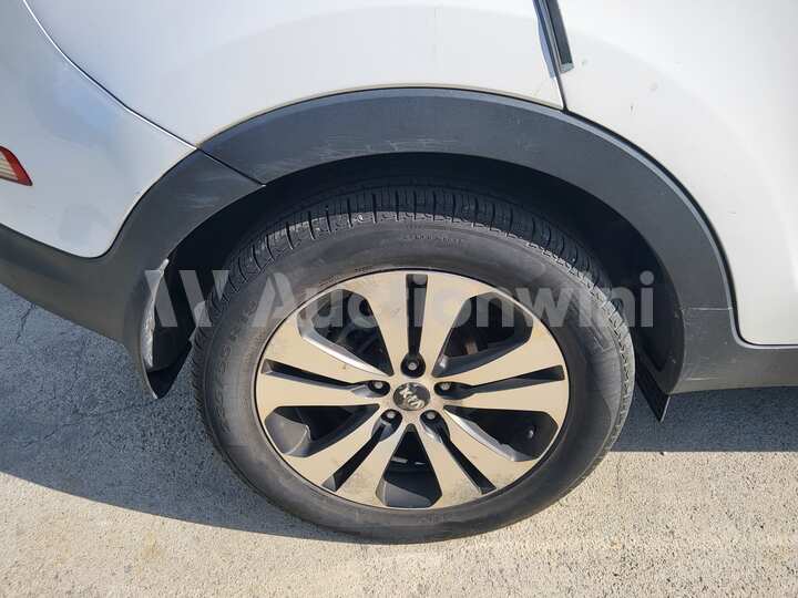 Kia Sportage 2013 — 17