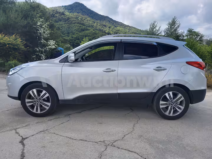 Hyundai Tucson 2012 — 2