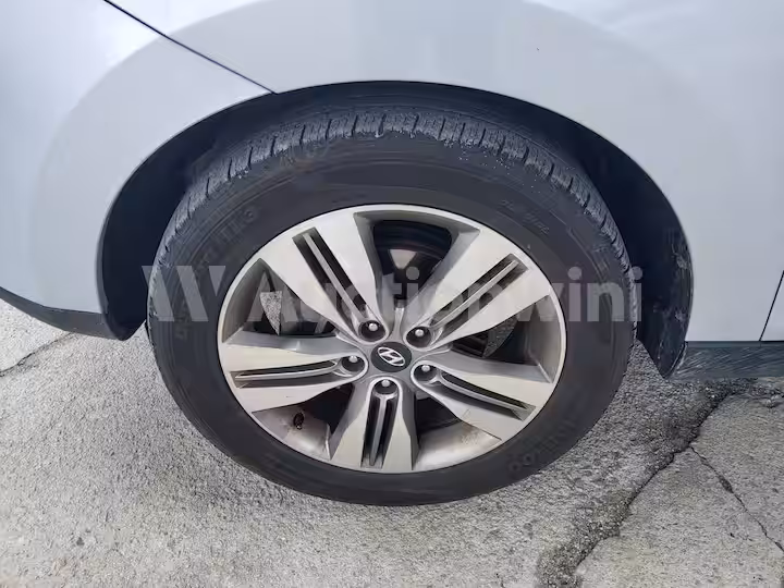 Hyundai Tucson 2012 — 12