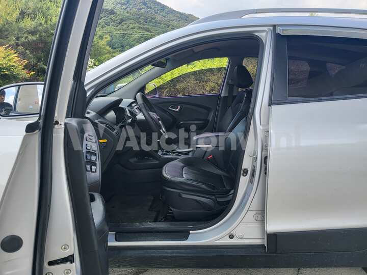 Hyundai Tucson 2012 — 46