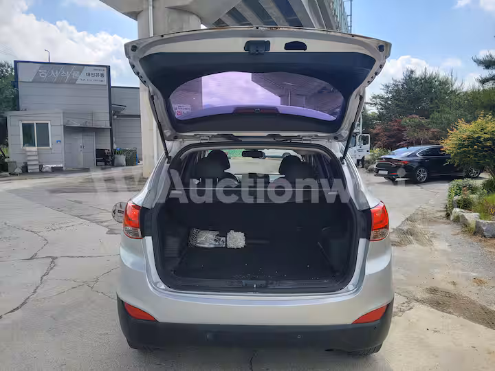 Hyundai Tucson 2012 — 51