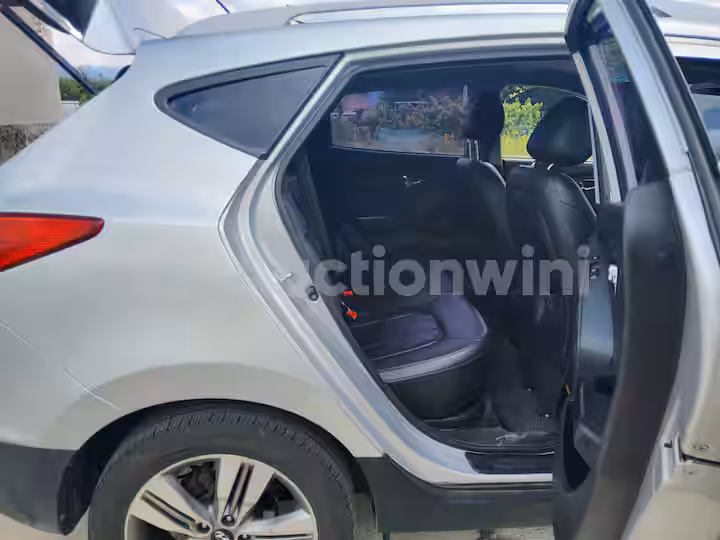 Hyundai Tucson 2012 — 56