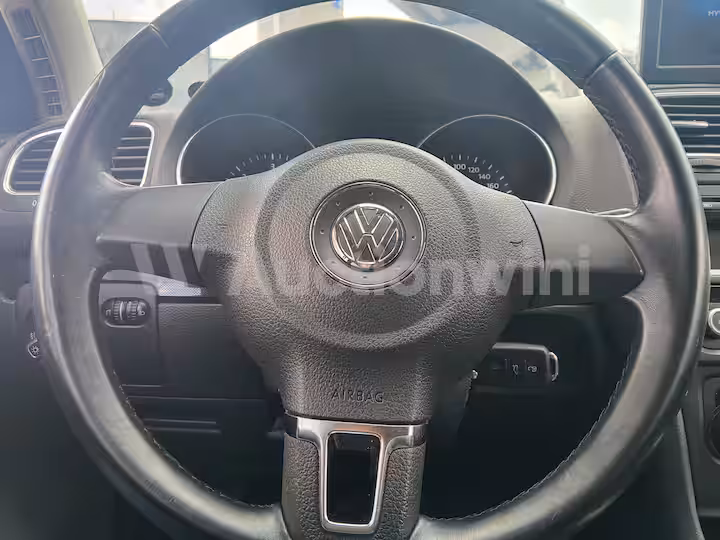Volkswagen Golf 2012 — 40