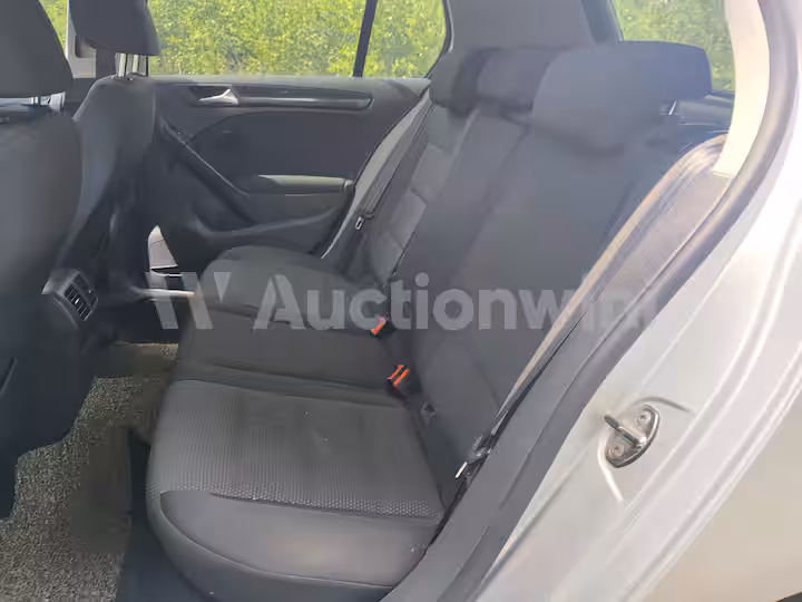 Volkswagen Golf 2012 — 53