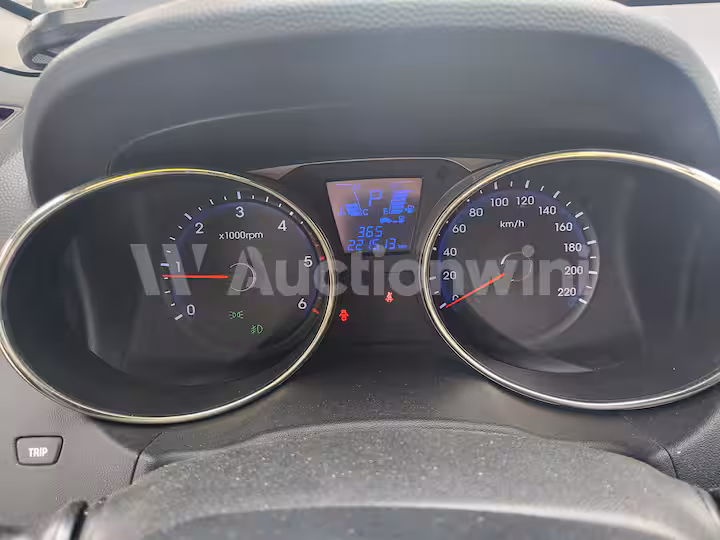 Hyundai Tucson 2011 — 36