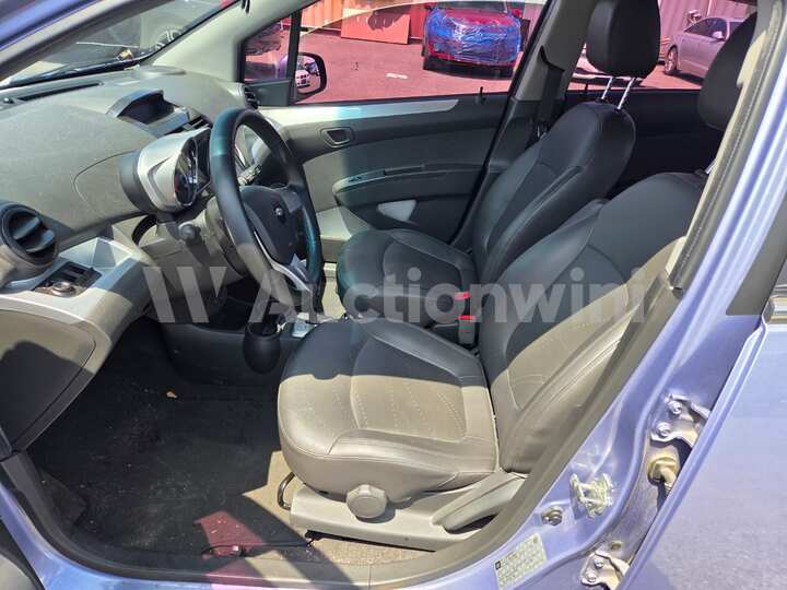 Chevrolet Spark 2015 — 27