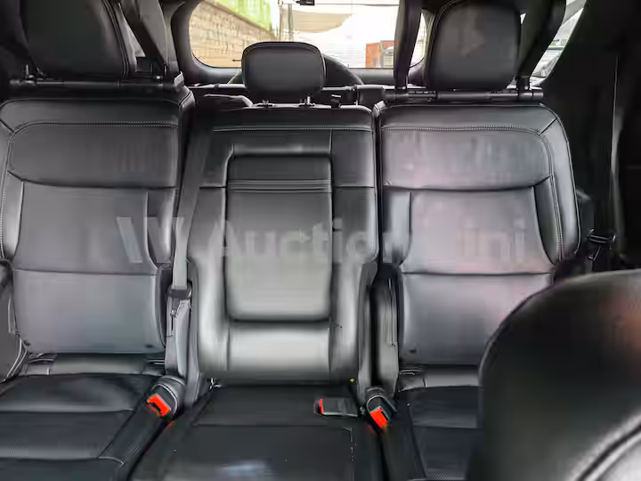 Ford Explorer 2020 — 37