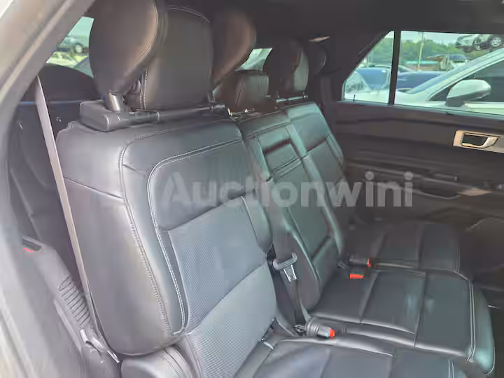 Ford Explorer 2020 — 45