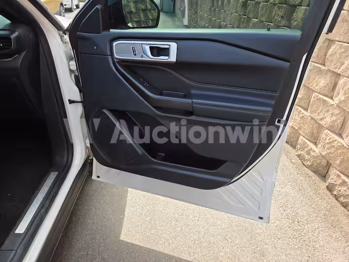 Ford Explorer 2020 — 48