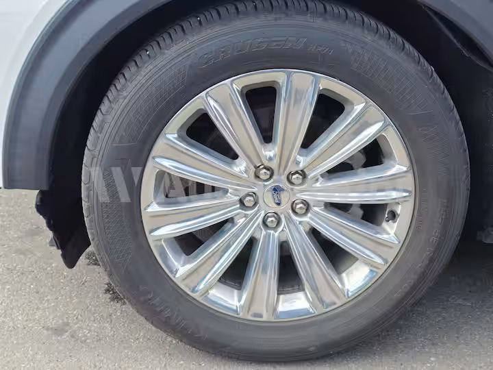 Ford Explorer 2020 — 54