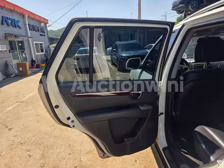 Hyundai SantaFe 2010 — 21
