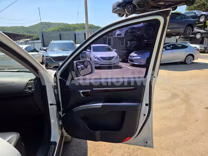 Hyundai SantaFe 2010 — 23