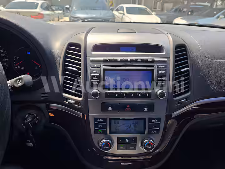 Hyundai SantaFe 2010 — 37