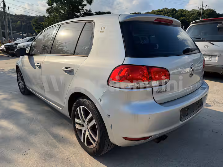Volkswagen Golf 2012 — 11