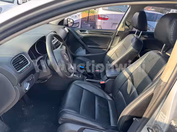 Volkswagen Golf 2012 — 14