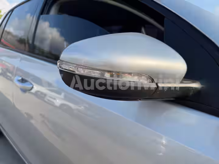 Volkswagen Golf 2012 — 23