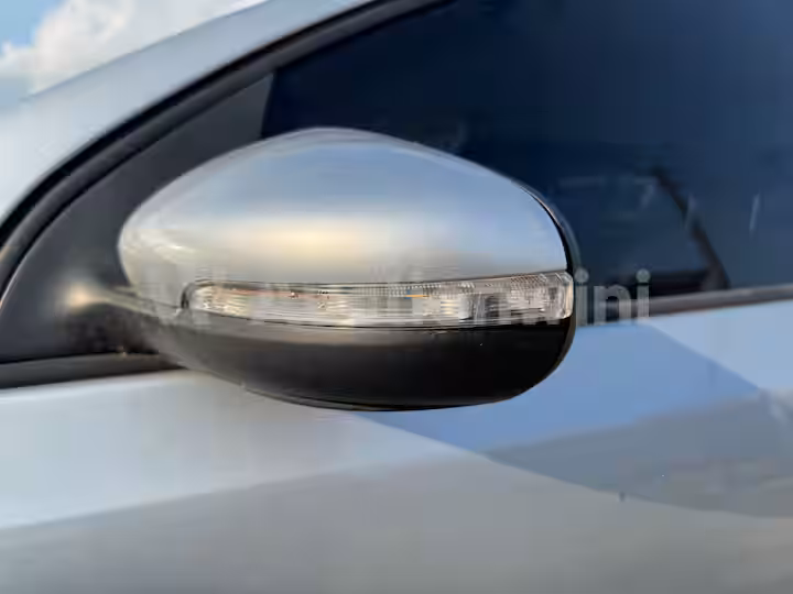 Volkswagen Golf 2012 — 28