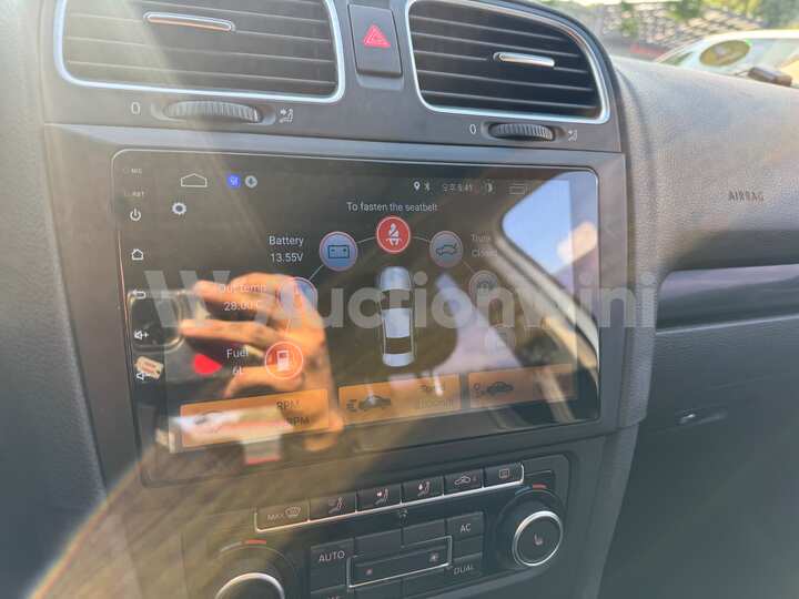 Volkswagen Golf 2012 — 33