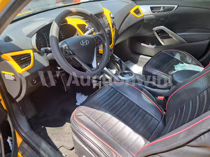 Hyundai Veloster 2012 — 25