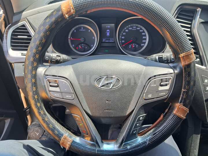 Hyundai SantaFe 2015 — 17