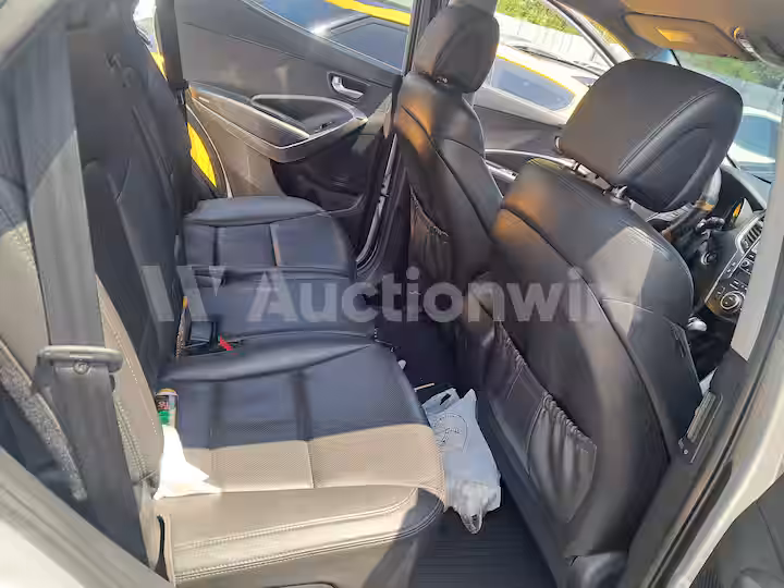 Hyundai SantaFe 2015 — 30