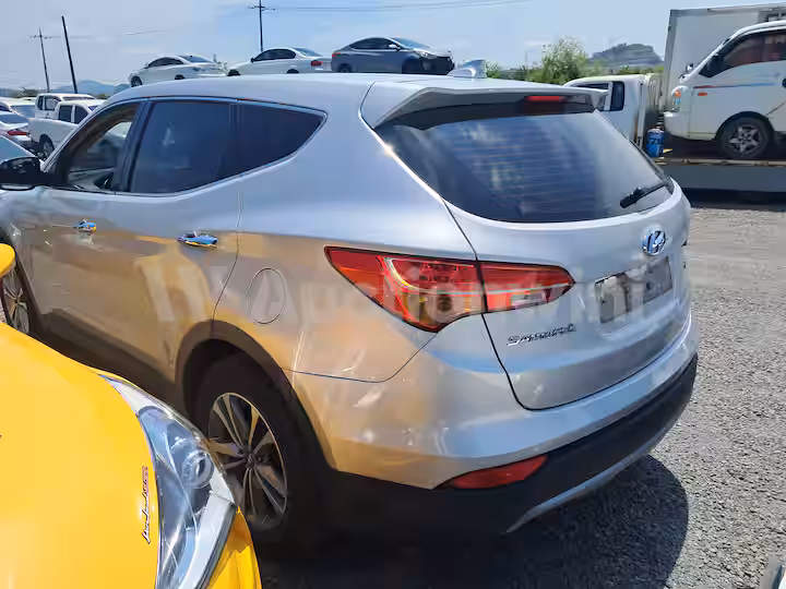 Hyundai SantaFe 2015 — 4