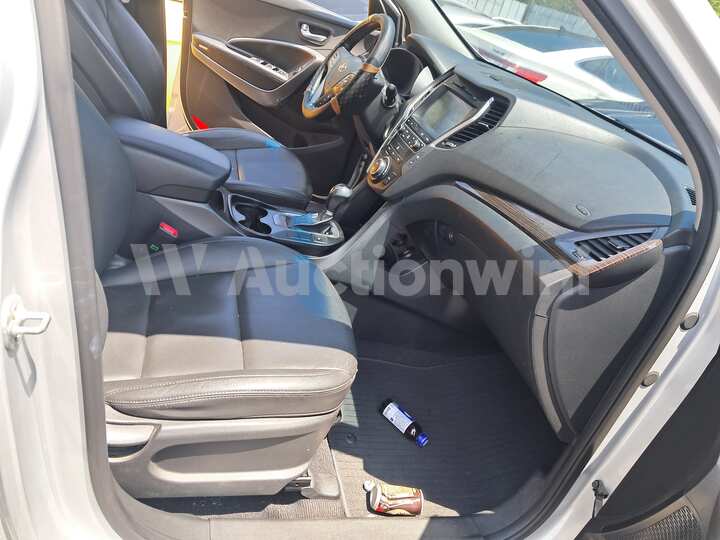 Hyundai SantaFe 2015 — 33