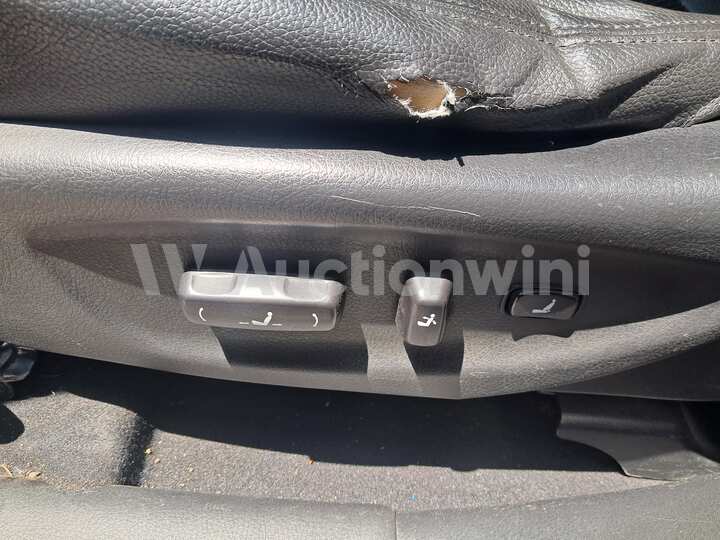 Kia Sorento 2010 — 17