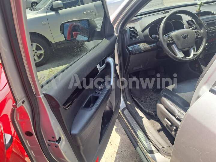Kia Sorento 2010 — 26