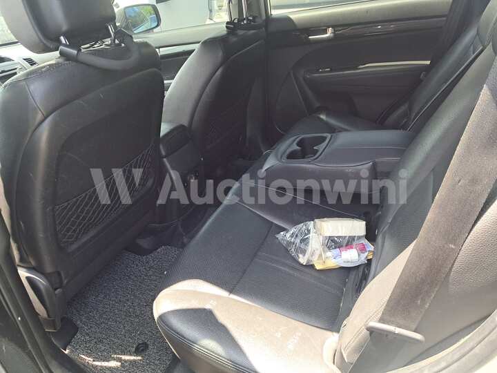 Kia Sorento 2010 — 29