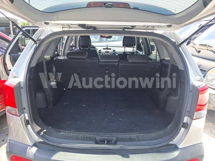 Kia Sorento 2010 — 31