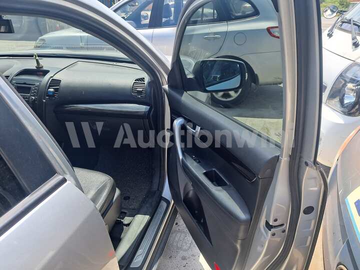 Kia Sorento 2010 — 34