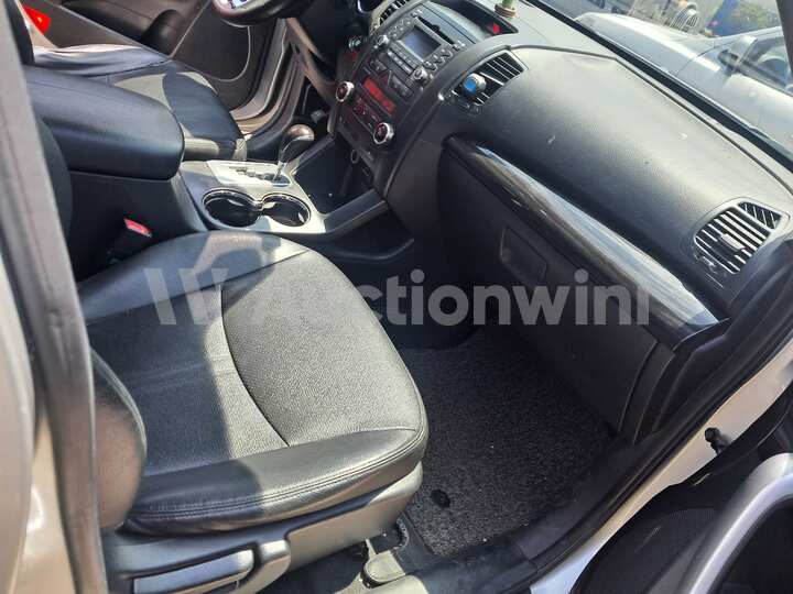 Kia Sorento 2010 — 35