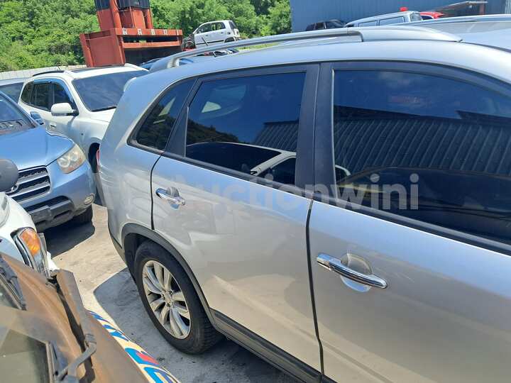 Kia Sorento 2010 — 7