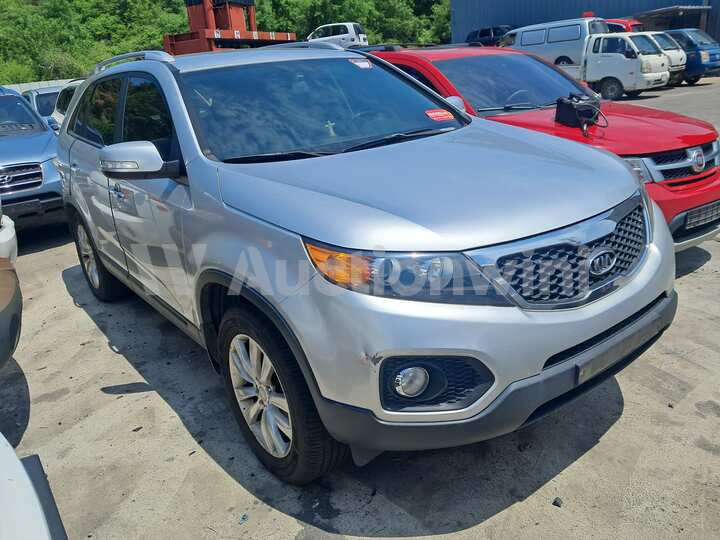 Kia Sorento 2010 — 10
