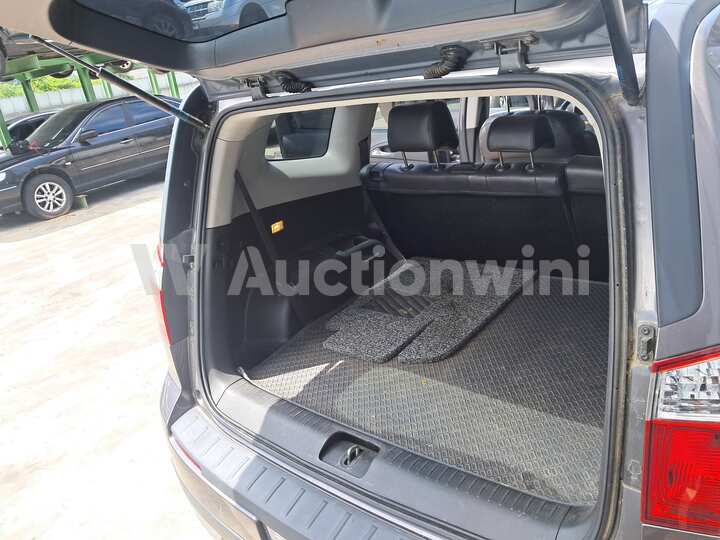 Chevrolet Orlando 2014 — 28