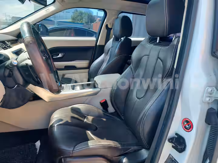 Land Rover Range Rover Evoque 2015 — 43