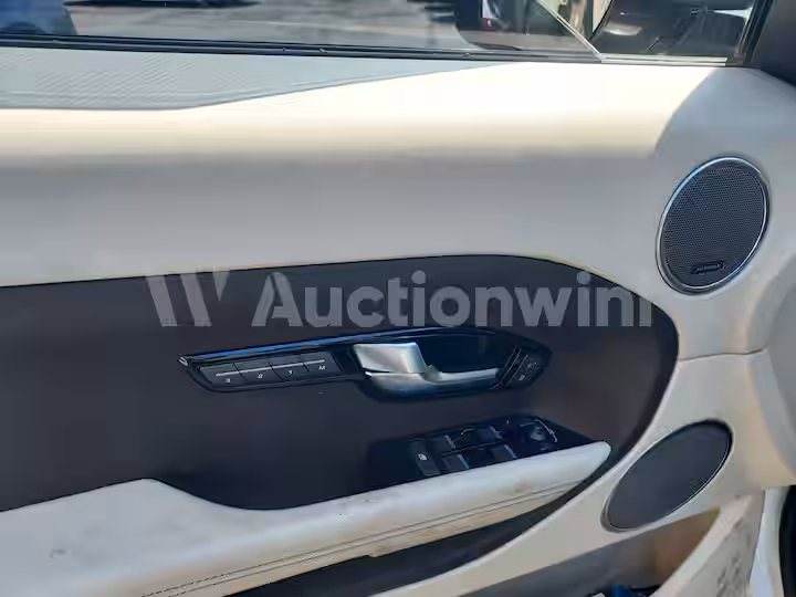 Land Rover Range Rover Evoque 2015 — 46