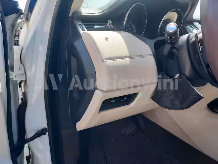 Land Rover Range Rover Evoque 2015 — 47