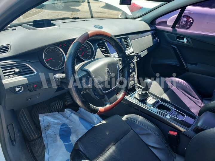 Peugeot 508 2014 — 36