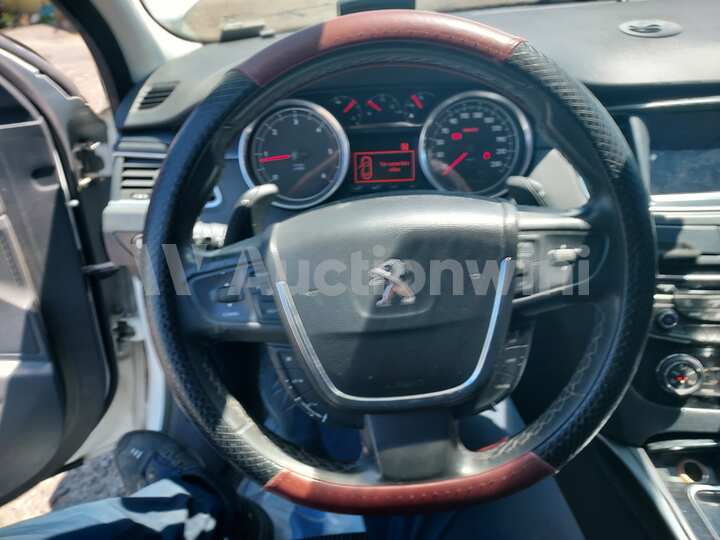 Peugeot 508 2014 — 40