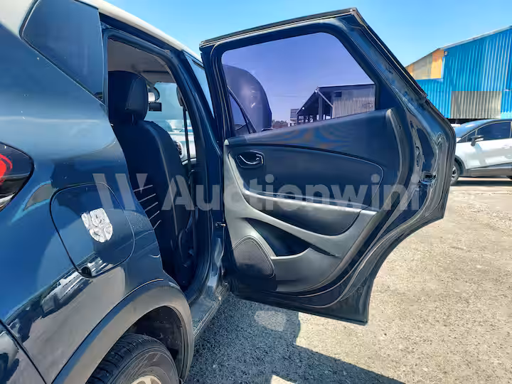 Renault QM3 2015 — 31