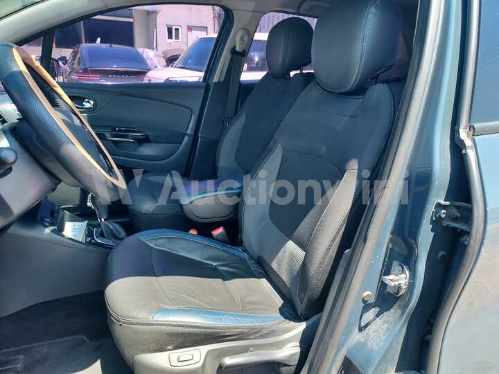 Renault QM3 2015 — 39
