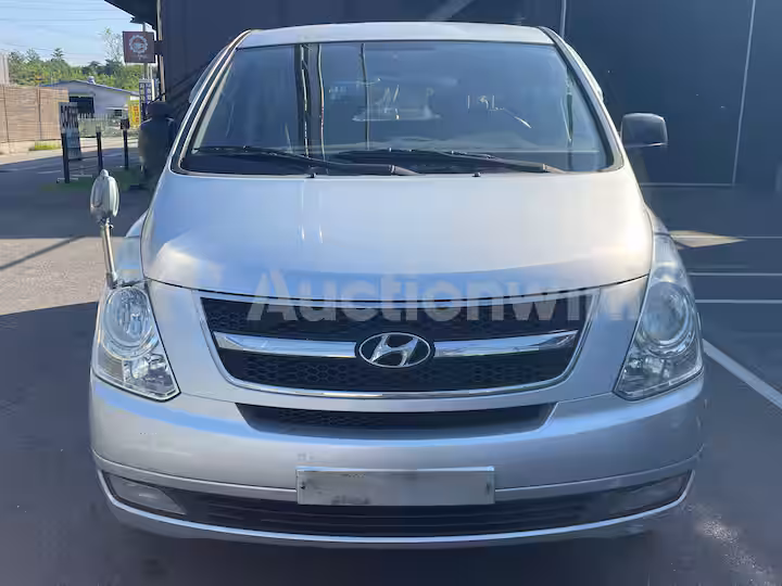 Hyundai Starex 2010 — 2