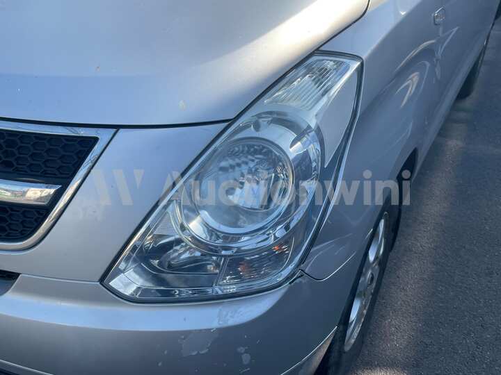 Hyundai Starex 2010 — 11