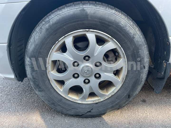 Hyundai Starex 2010 — 24