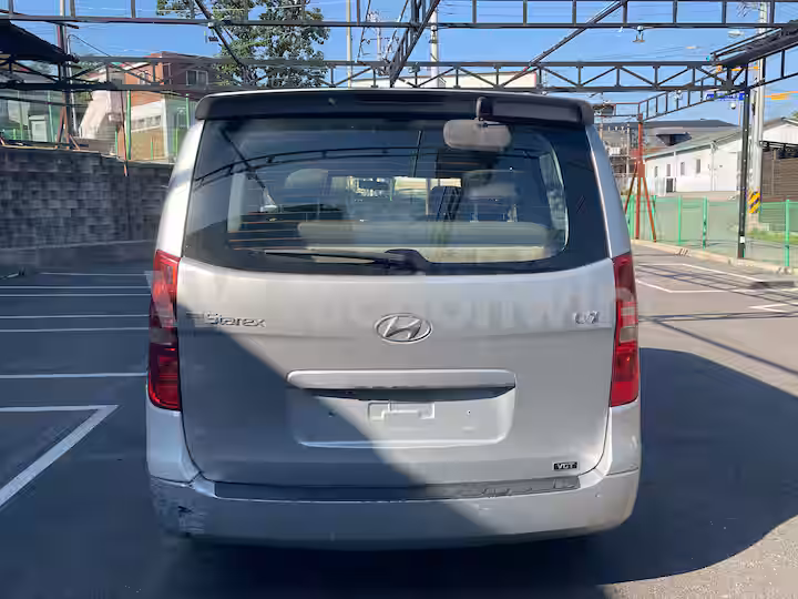 Hyundai Starex 2010 — 5